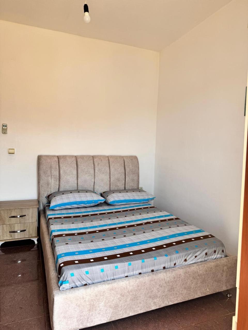 Beachfront Apartment Хімара Екстер'єр фото