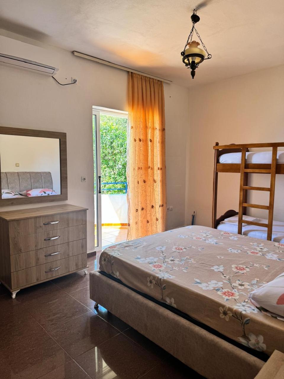 Beachfront Apartment Хімара Екстер'єр фото