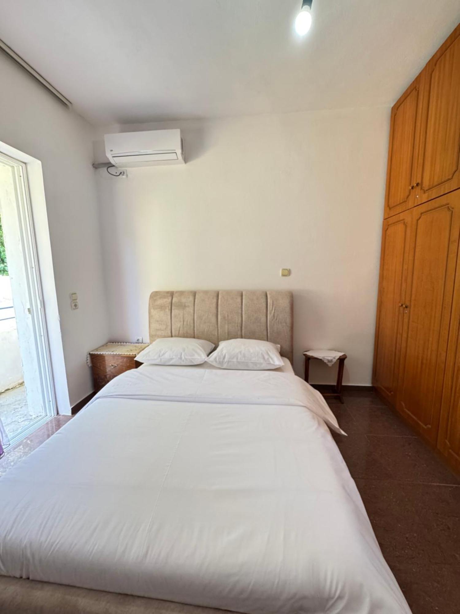 Beachfront Apartment Хімара Екстер'єр фото
